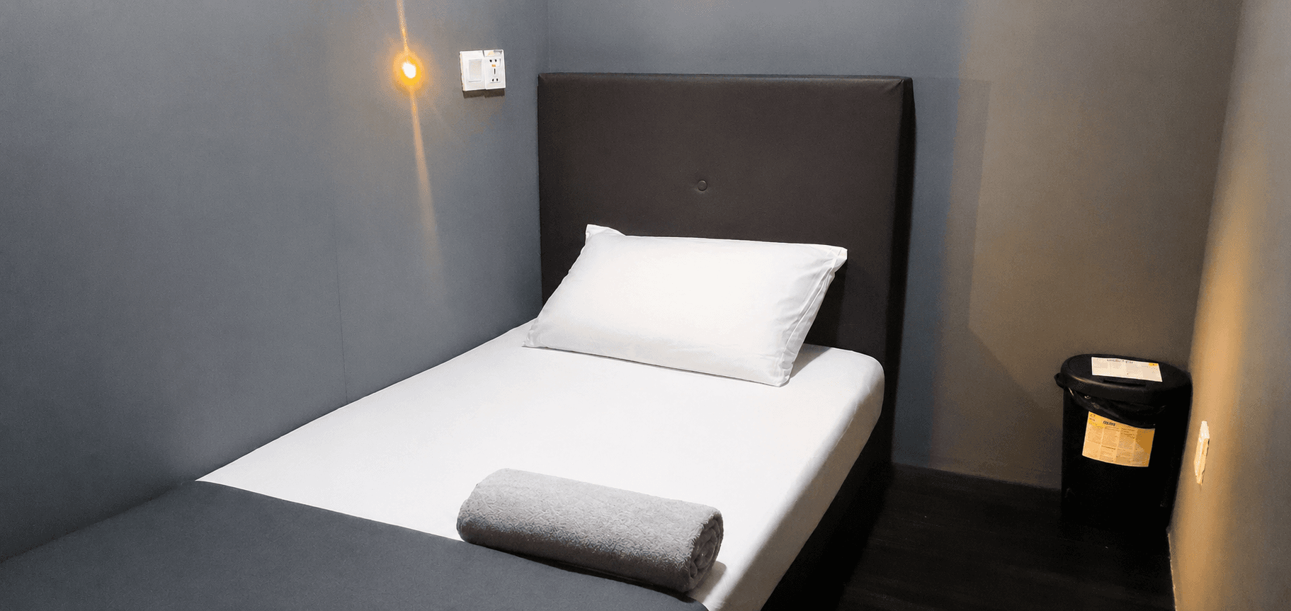 Single bed room